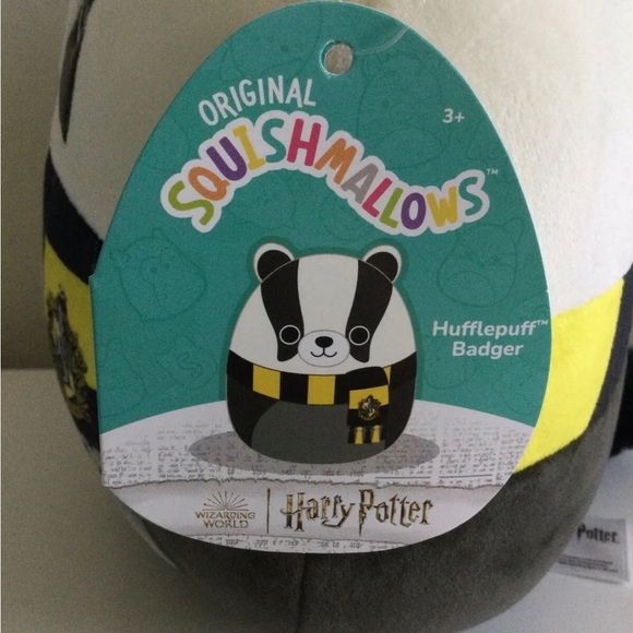 Squishmallows Toys Nwt 8 Hufflepuff The Badger Squishmallow Harry